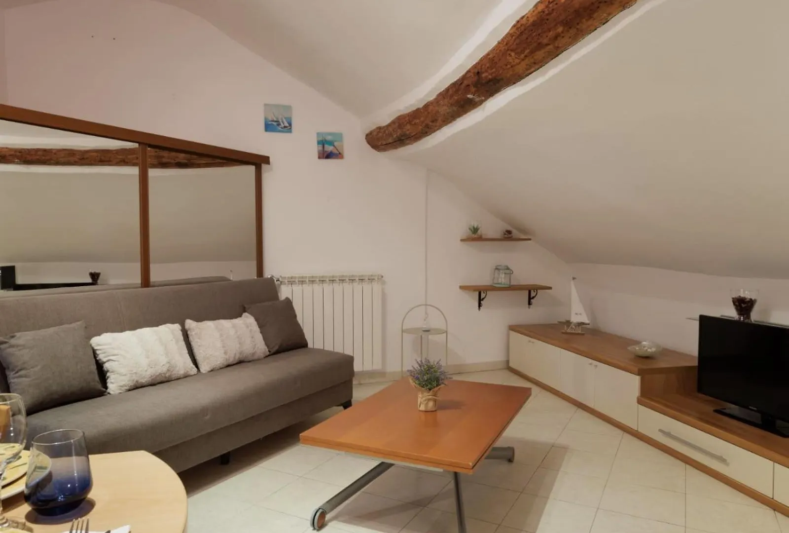 Apartment Casa L'Alchimia By Holiday World Genoa Italy